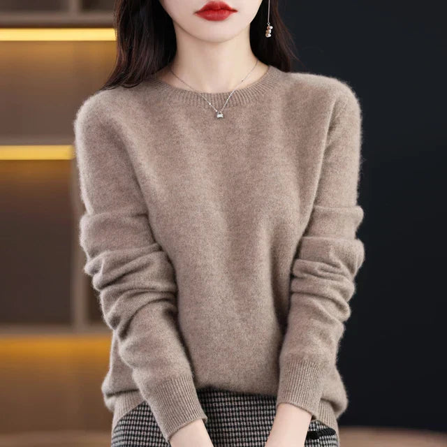 Sara - warm knitted sweater