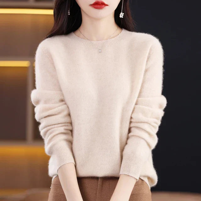 Sara - warm knitted sweater